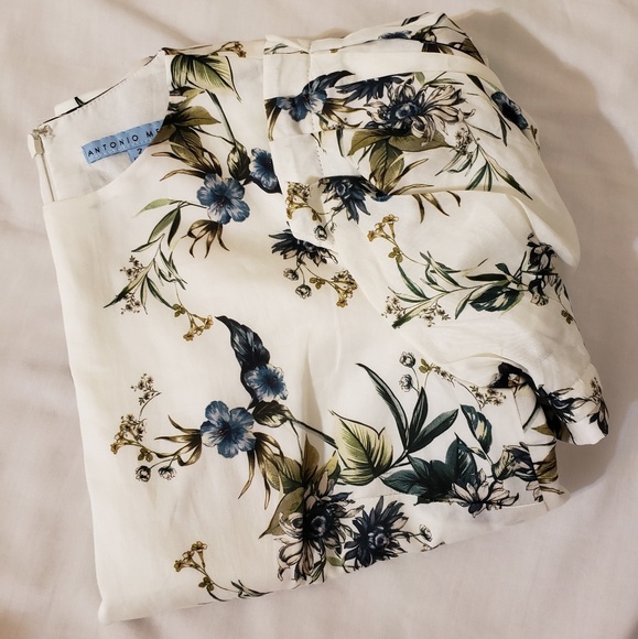 Noor Floral Print Puffed Statement Shoulder Blouse - Picture 4 of 6